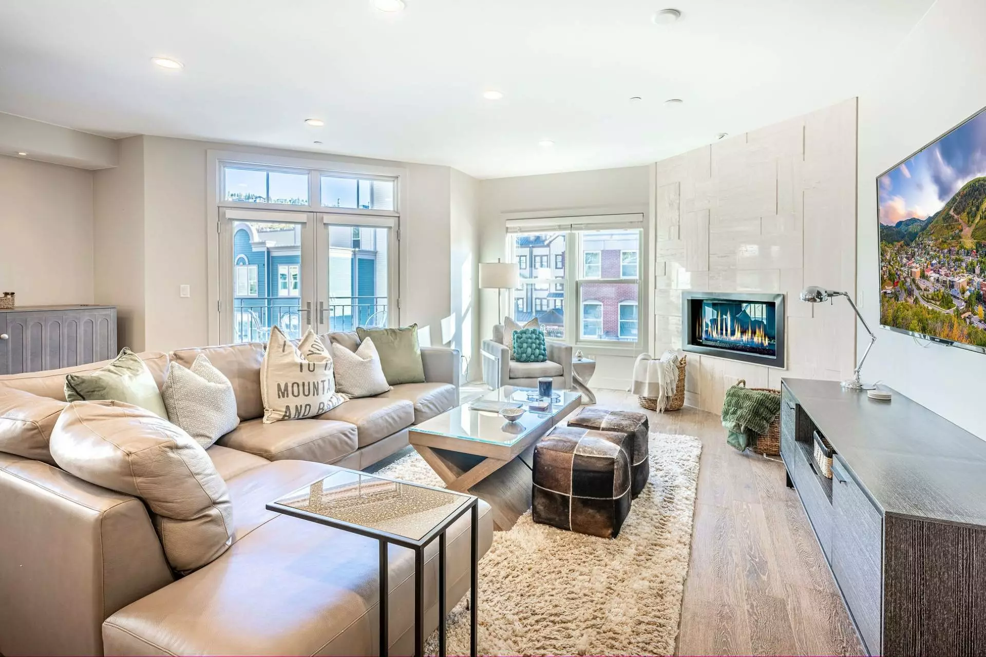 Historic Main Street Loft