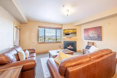 Canyons Village Ski Condo – Silverado Lodge 122 AB