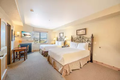 Canyons Village Ski Condo – Silverado Lodge 122 C